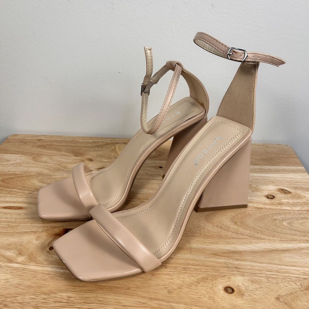 Bamboo Premiere-07 Womens 7.5 Nude Block Heel Ankle Strap Sandals